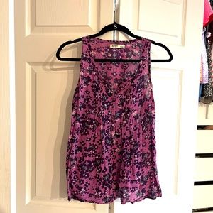 Lavender Floral Sleeveless Blouse